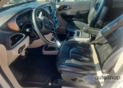 2021 Chrysler Voyager Lxi из США, поврежденный, VIN 2C4RC1DG4MR533749